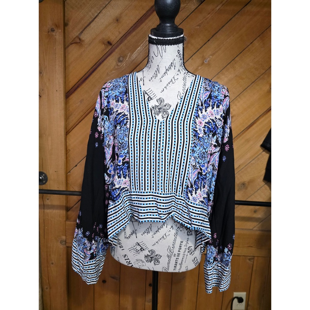 Free People Black Combo Floral Striped V-Neck‎ Blouse Womens Small NWT